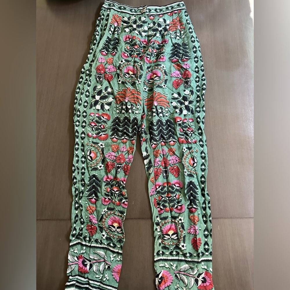 NWT FARM RIO Printed Pants